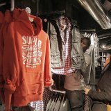 Dans un contexte d'inflation qui freine les dépenses et accroît les coûts, la rentabilité de la marque britannique de vêtements Superdry a souffert (archives).